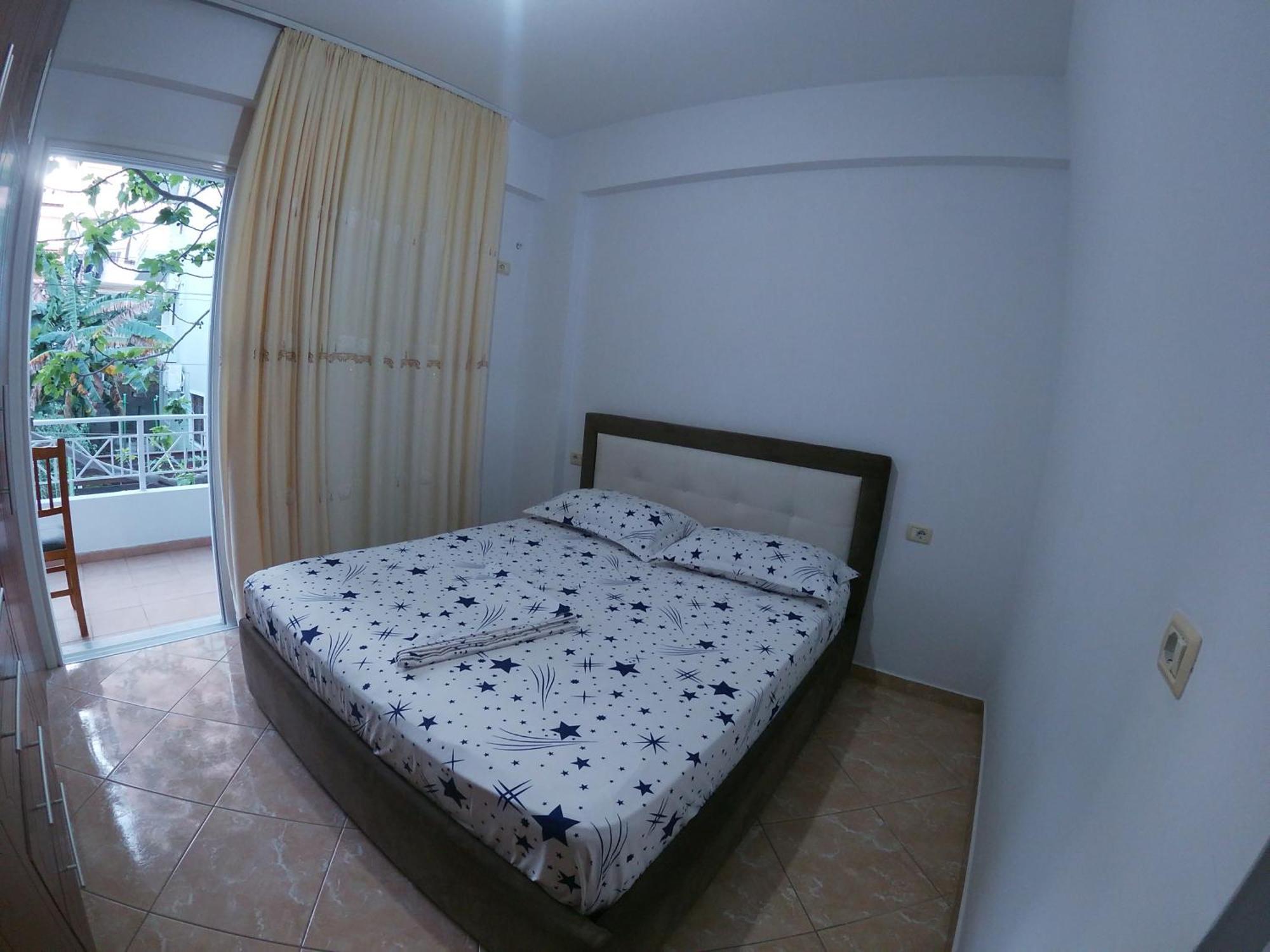 Tulipani Apartments Near Port Sarande Ngoại thất bức ảnh